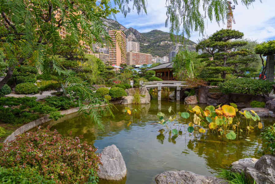 Principado de Mónaco 42 - Montecarlo - Jardín Japonés de Mónaco.jpg